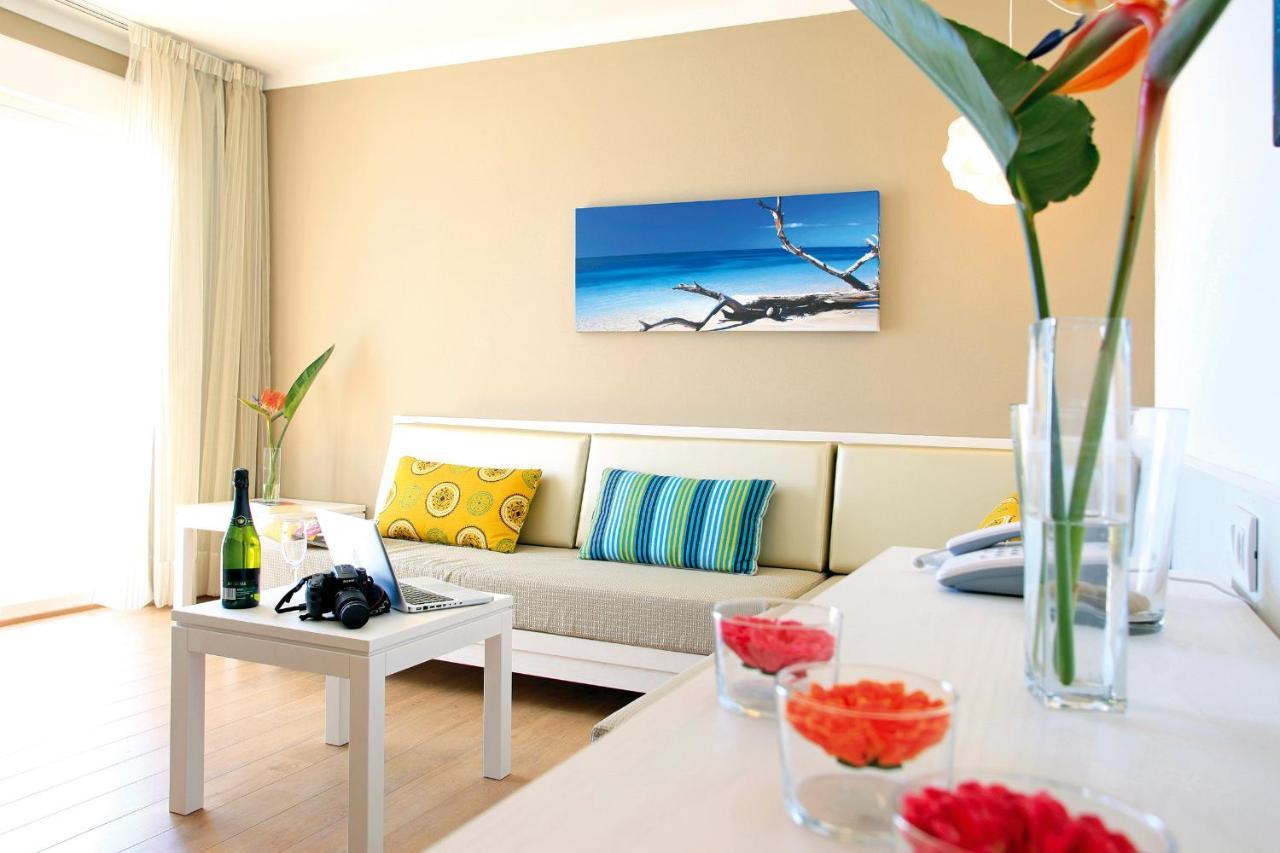 Apartamentos Bellamar Port de Pollença Buitenkant foto