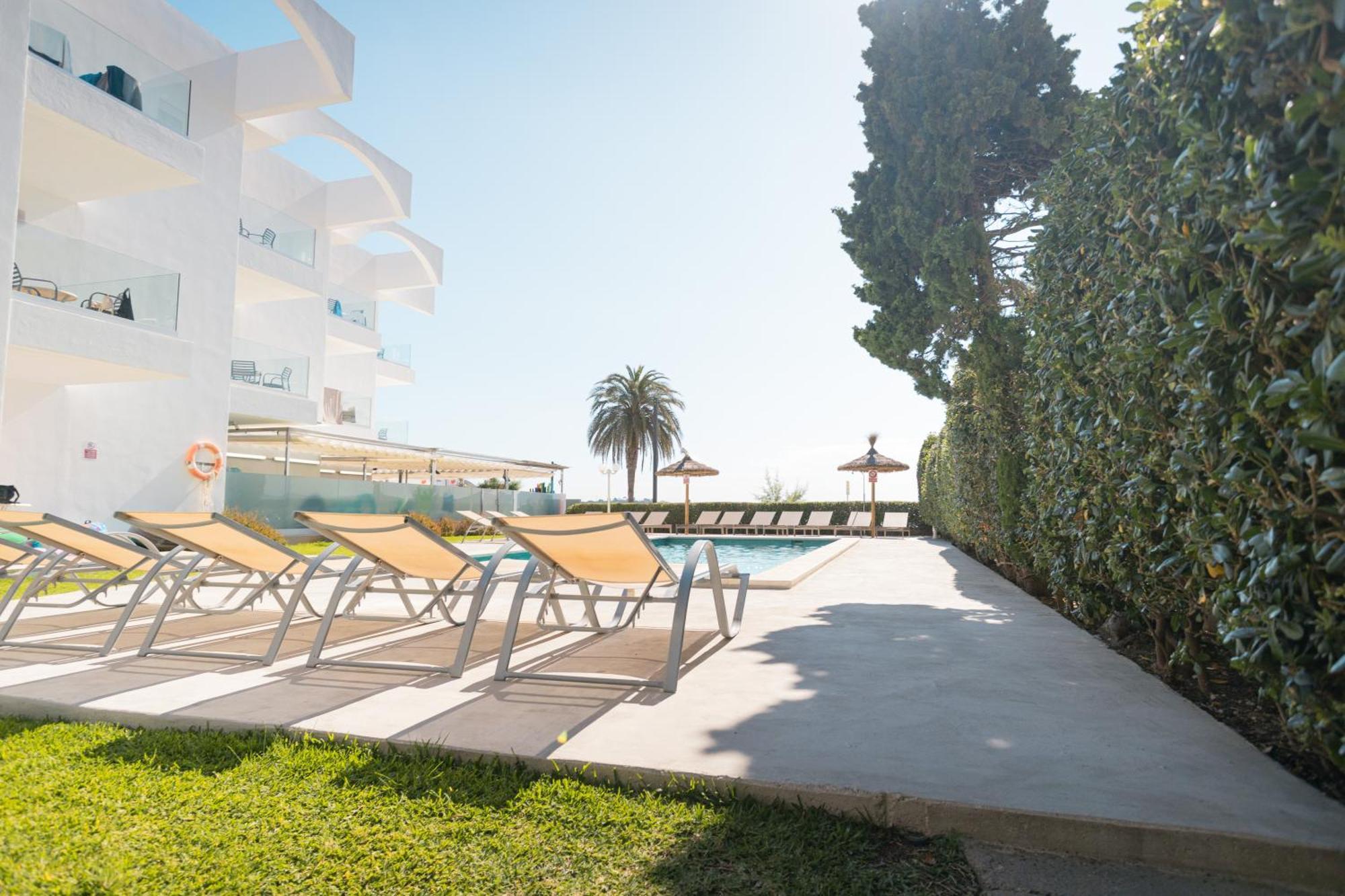 Apartamentos Bellamar Port de Pollença Buitenkant foto