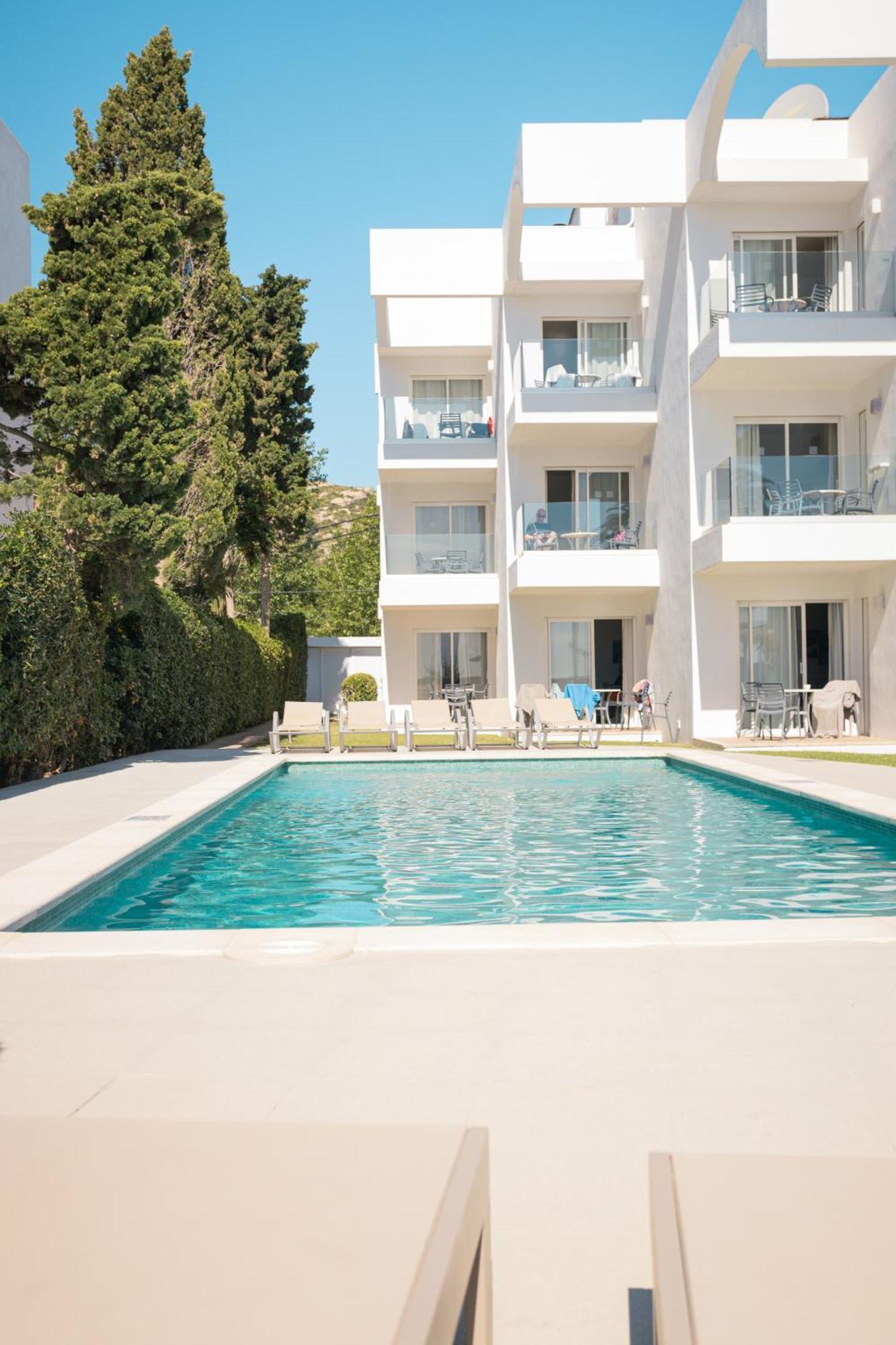 Apartamentos Bellamar Port de Pollença Buitenkant foto