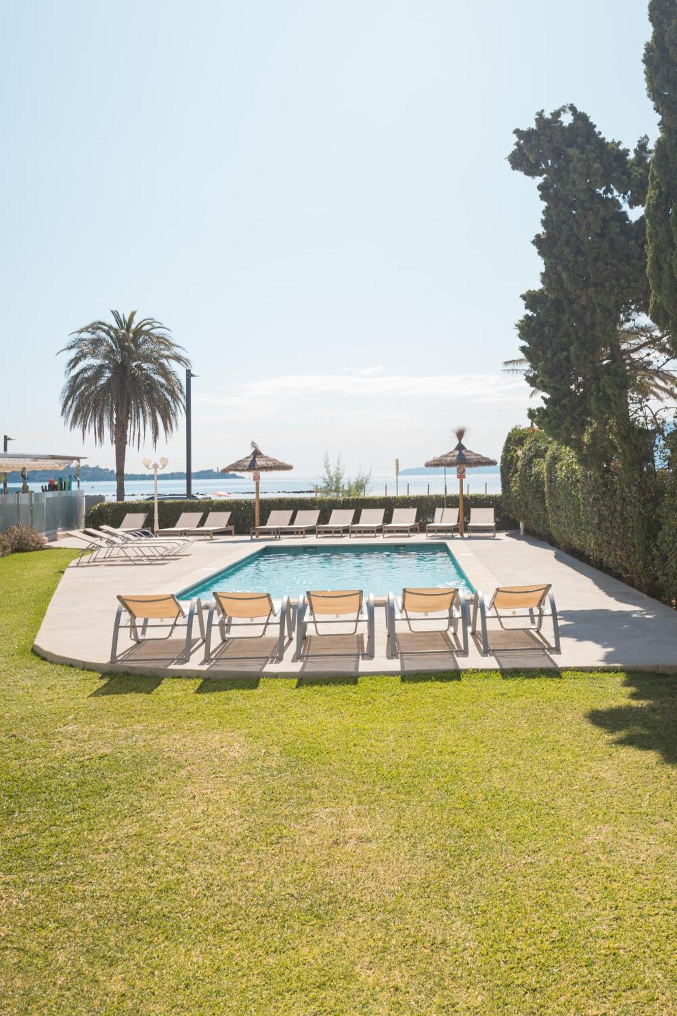 Apartamentos Bellamar Port de Pollença Buitenkant foto